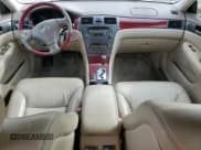 ✅ 2004 Lexus ES 350 • VIN: JTHBA30G645037839 • Lot: 72100035. Wystawiony na Copart z przebiegiem Nie podano. Bezpłatny archiwum sprzedaży aukcyjnych z USA i szczegółowy raport historii pojazdu na DreamBid. Zdjęcie 8.