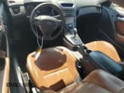 ✅ 2011 Hyundai Genesis Coupe Track • VIN: KMHHU6KH1BU046067 • Lot: 59971215. Wystawiony na Copart z przebiegiem 179 710 mil. Bezpłatny archiwum sprzedaży aukcyjnych z USA i szczegółowy raport historii pojazdu na DreamBid. Zdjęcie 8.