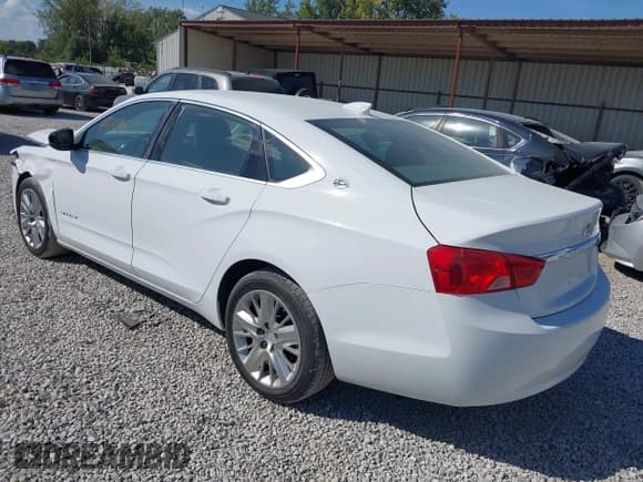 ✅ 2015 Chevrolet Impala LS • VIN: 1G11Z5SL2FU123291 • Лот: 43137854. Опубликован ранее на IAAI с пробегом 168 197 миль. Бесплатный доступ к архиву аукционных продаж из США и подробный отчёт об истории автомобиля на DreamBid. Изображение 3.