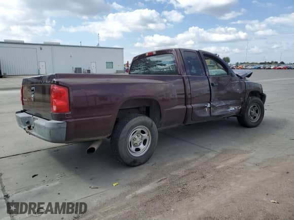 2005 Dodge Dakota ST с VIN 1D7HE22K45S218068, выставлен на аукционе Copart как лот 71783024 с пробегом Не указан миль и Списание • Salvage title. История ставок и продаж доступна на DreamBid. Изображение 3.