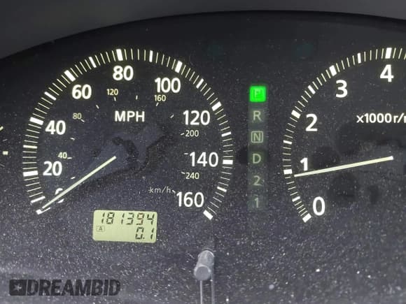 ✅ 2001 Infiniti I30 Luxury • VIN: JNKCA31A31T000348 • Lot: 41948369. Listed on IAAI with 181,394 mi. Free auction sales archive from the USA and detailed vehicle history report at DreamBid. Image 7.