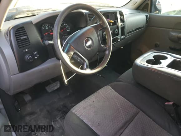 ✅ 2009 Chevrolet Silverado 1500 Work Truck • VIN: 1GCEC19X99Z157957 • Lot: 71308965. Wystawiony na Copart z przebiegiem 176 250 mil. Bezpłatny archiwum sprzedaży aukcyjnych z USA i szczegółowy raport historii pojazdu na DreamBid. Zdjęcie 8.