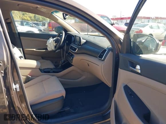 ✅ 2020 Hyundai Tucson Ultimate • VIN: KM8J3CAL8LU123902 • Lot: 43414445. Listed on IAAI with 62,636 mi. Free auction sales archive from the USA and detailed vehicle history report at DreamBid. Image 5.