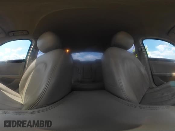 ✅ 2009 Buick Lucerne CXL-5 • VIN: 1G4HD57M69U101526 • Lot: 42469672. Listed on IAAI with 135,995 mi. Free auction sales archive from the USA and detailed vehicle history report at DreamBid. Image 18.