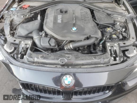 ✅ 2018 BMW 4 Series 440i • VIN: WBA4J5C53JBF07273 • Lot: 71901715. Wystawiony na Copart z przebiegiem 81 733 mil. Bezpłatny archiwum sprzedaży aukcyjnych z USA i szczegółowy raport historii pojazdu na DreamBid. Zdjęcie 11.