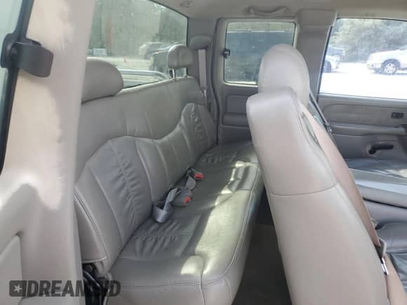 2001 Chevrolet Silverado 1500 LS с VIN 2GCEC19T911209002, выставлен на аукционе Copart как лот 89668405 с пробегом 134 020 миль миль и Списание • Salvage title. История ставок и продаж доступна на DreamBid. Изображение 10.