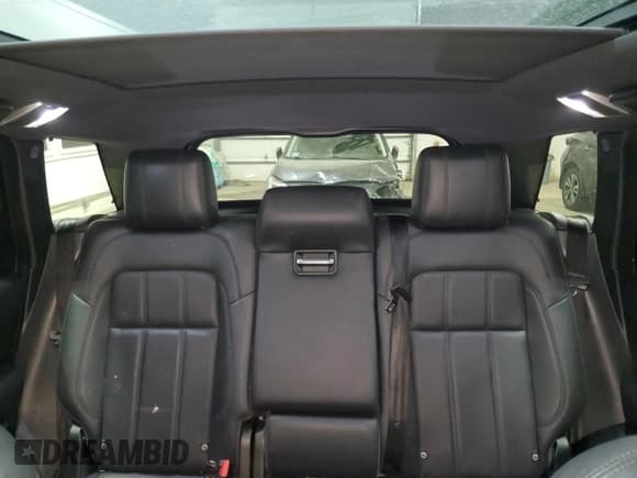 ✅ 2019 Land Rover Range Rover Sport HSE • VIN: SALWR2RV9KA419920 • Лот: 93256635. Опубликован ранее на Copart с пробегом 123 736 миль. Бесплатный доступ к архиву аукционных продаж из США и подробный отчёт об истории автомобиля на DreamBid. Изображение 10.