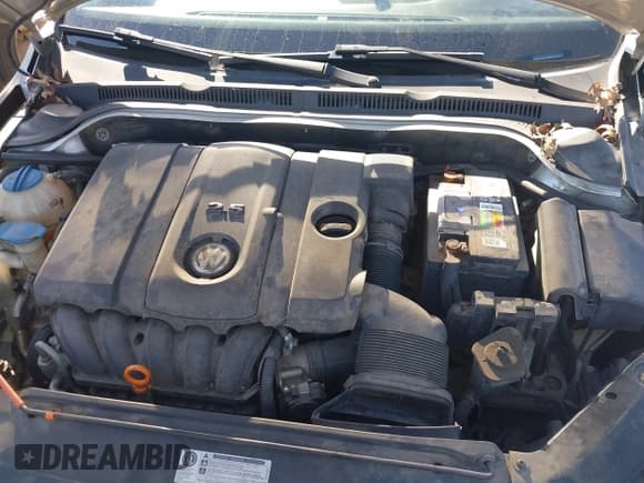 ✅ 2011 Volkswagen Jetta SE • VIN: 3VWDZ7AJ0BM359854 • Lot: 43670789. Wystawiony na IAAI z przebiegiem 217 540 mil. Bezpłatny archiwum sprzedaży aukcyjnych z USA i szczegółowy raport historii pojazdu na DreamBid. Zdjęcie 10.