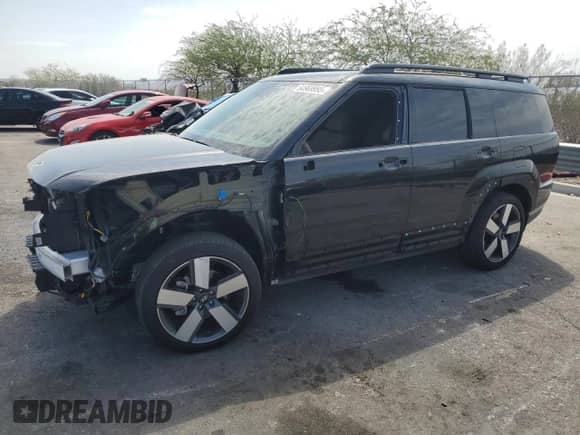 2024 Hyundai Santa Fe Limited z VIN 5NMP44GL1RH062482, wystawiony jako Copart lot #64969995 z przebiegiem 11 636 mil mil oraz Szkoda całkowita • Salvage title. Historia ofert i sprzedaży dostępna na DreamBid. Obrazek 1.