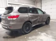 ✅ 2014 Nissan Pathfinder SV • VIN: 5N1AR2MM7EC725129 • Lot: 43114808. Listed on IAAI with 45,061 mi. Free auction sales archive from the USA and detailed vehicle history report at DreamBid. Image 4.