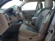 ✅ 2008 Ford Escape XLT • VIN: 1FMCU03178KD41445 • Lot: 60717105. Listed on Copart with 96,665 mi. Free auction sales archive from the USA and detailed vehicle history report at DreamBid. Image 7.