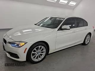✅ 2017 BMW 3 Series 320i • VIN: WBA8E1G59HNU13624 • Lot: 90077085. Wystawiony na Copart z przebiegiem 75 421 mil. Bezpłatny archiwum sprzedaży aukcyjnych z USA i szczegółowy raport historii pojazdu na DreamBid. Zdjęcie 1.
