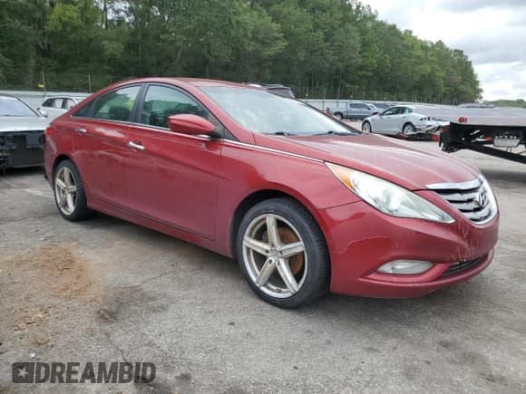 ✅ 2011 Hyundai Sonata SE • VIN: 5NPEC4AC0BH260725 • Lot: 73853884. Listed on Copart with 232,178 mi. Free auction sales archive from the USA and detailed vehicle history report at DreamBid. Image 4.