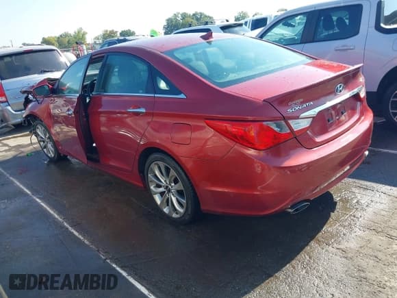 ✅ 2012 Hyundai Sonata Limited • VIN: 5NPEC4AB8CH432024 • Lot: 43265742. Listed on IAAI with 157,648 mi. Free auction sales archive from the USA and detailed vehicle history report at DreamBid. Image 3.