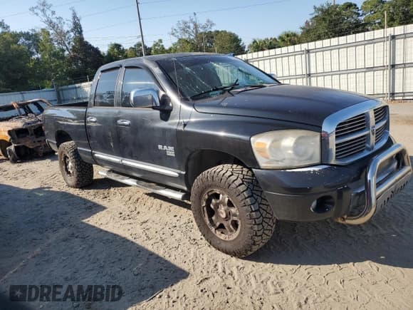 ✅ 2008 Dodge 1500 SLT • VIN: 1D7HU18238S510660 • Лот: 75719074. Опубликован ранее на Copart с пробегом 192 668 миль. Бесплатный доступ к архиву аукционных продаж из США и подробный отчёт об истории автомобиля на DreamBid. Изображение 4.
