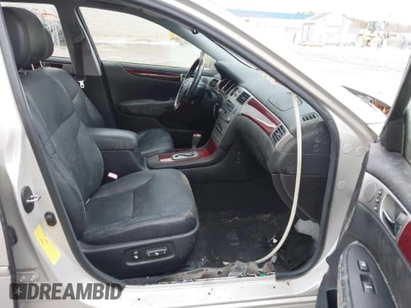 ✅ 2005 Lexus ES 350 • VIN: JTHBA30G655094883 • Лот: 43868988. Опубликован ранее на IAAI с пробегом 119 369 миль. Бесплатный доступ к архиву аукционных продаж из США и подробный отчёт об истории автомобиля на DreamBid. Изображение 5.