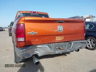 ✅ 2010 Dodge 1500 SLT • VIN: 1D7RB1GT9AS169310 • Lot: 41726449. Wystawiony na IAAI z przebiegiem 244 405 mil. Bezpłatny archiwum sprzedaży aukcyjnych z USA i szczegółowy raport historii pojazdu na DreamBid. Zdjęcie 6.