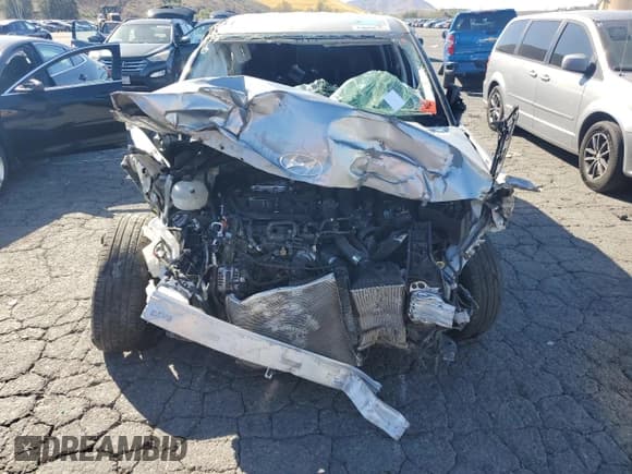 ✅ 2024 Hyundai Santa Fe SE • VIN: 5NMP14GLXRH044720 • Lot: 90543135. Wystawiony na Copart z przebiegiem 41 916 mil. Bezpłatny archiwum sprzedaży aukcyjnych z USA i szczegółowy raport historii pojazdu na DreamBid. Zdjęcie 5.