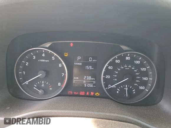 ✅ 2017 Hyundai Elantra SE • VIN: KMHD84LF2HU222489 • Lot: 86880064. Listed on Copart with 91,056 mi. Free auction sales archive from the USA and detailed vehicle history report at DreamBid. Image 9.