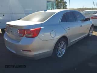 2013 Chevrolet Malibu Eco z VIN 1G11F5RR3DF103765, wystawiony jako IAAI lot #43431419 z przebiegiem 149 915 mil mil oraz . Historia ofert i sprzedaży dostępna na DreamBid. Obrazek 4.