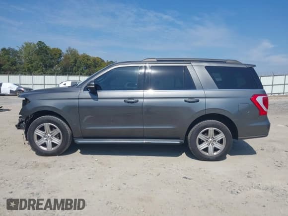 ✅ 2019 Ford Expedition XLT • VIN: 1FMJU1HT1KEA78642 • Lot: 43307562. Listed on IAAI with 158,378 mi. Free auction sales archive from the USA and detailed vehicle history report at DreamBid. Image 15.