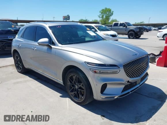 ✅ 2022 Genesis GV70 2.5T • VIN: KMUMADTB0NU068055 • Lot: 42083195. Listed on IAAI with 75,683 mi. Free auction sales archive from the USA and detailed vehicle history report at DreamBid. Image 1.