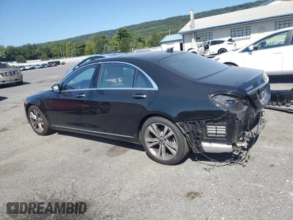 ✅ 2019 Mercedes-Benz S 560 • VIN: WDDUG8GB2KA450478 • Lot: 70923335. Listed on Copart with 79,644 mi. Free auction sales archive from the USA and detailed vehicle history report at DreamBid. Image 2.