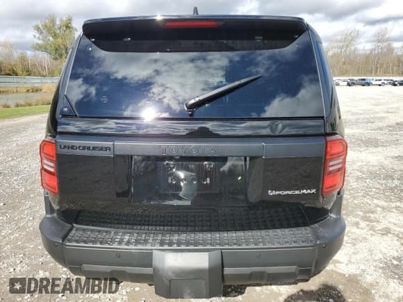 ✅ 2025 Toyota Land Cruiser 1958 Edition • VIN: JTEABFAJ1SK025873 • Lot: 87450415. Wystawiony na Copart z przebiegiem 5 704 mil. Bezpłatny archiwum sprzedaży aukcyjnych z USA i szczegółowy raport historii pojazdu na DreamBid. Zdjęcie 6.