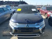 ✅ 2020 Mitsubishi Outlander SE • VIN: JA4AD3A36LZ020105 • Lot: 41835195. Listed on IAAI with 73,402 mi. Free auction sales archive from the USA and detailed vehicle history report at DreamBid. Image 12.