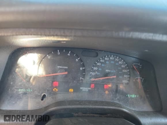 ✅ 2002 Dodge Durango SLT Plus • VIN: 1B4HS58N82F145908 • Lot: 81992845. Listed on Copart with 200,794 mi. Free auction sales archive from the USA and detailed vehicle history report at DreamBid. Image 9.