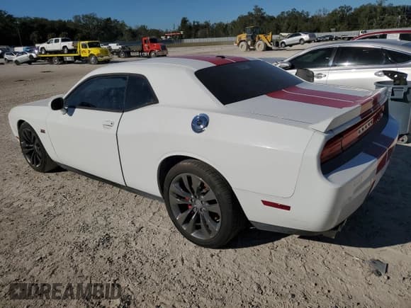 ✅ 2014 Dodge Challenger SRT-8 • VIN: 2C3CDYCJ4EH101599 • Lot: 87943745. Wystawiony na Copart z przebiegiem 74 407 mil. Bezpłatny archiwum sprzedaży aukcyjnych z USA i szczegółowy raport historii pojazdu na DreamBid. Zdjęcie 2.
