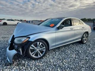 ✅ 2015 Mercedes-Benz C 300 • VIN: 55SWF4JB0FU055668 • Lot: 90383855. Wystawiony na Copart z przebiegiem 163 472 mil. Bezpłatny archiwum sprzedaży aukcyjnych z USA i szczegółowy raport historii pojazdu na DreamBid. Zdjęcie 1.