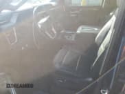 ✅ 2022 GMC Sierra 1500 Denali • VIN: 3GTUUGED3NG660594 • Лот: 92034655. Опубликован ранее на Copart с пробегом 108 827 миль. Бесплатный доступ к архиву аукционных продаж из США и подробный отчёт об истории автомобиля на DreamBid. Изображение 7.