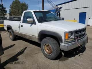 1996 Chevrolet Silverado 2500 z VIN 1GCGK24RXTZ113435, wystawiony jako Copart lot #48055715 z przebiegiem 199 643 mil mil oraz Nie do naprawy • Non repairable. Historia ofert i sprzedaży dostępna na DreamBid. Obrazek 4.