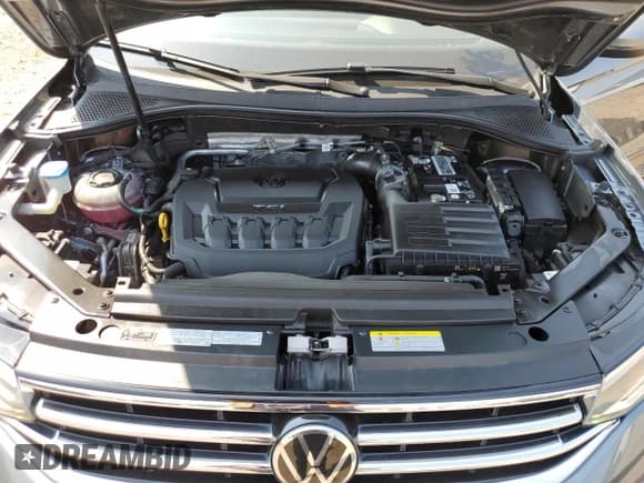✅ 2022 Volkswagen Tiguan SE • VIN: 3VV2B7AX3NM081119 • Lot: 67534515. Wystawiony na Copart z przebiegiem 60 174 mil. Bezpłatny archiwum sprzedaży aukcyjnych z USA i szczegółowy raport historii pojazdu na DreamBid. Zdjęcie 12.