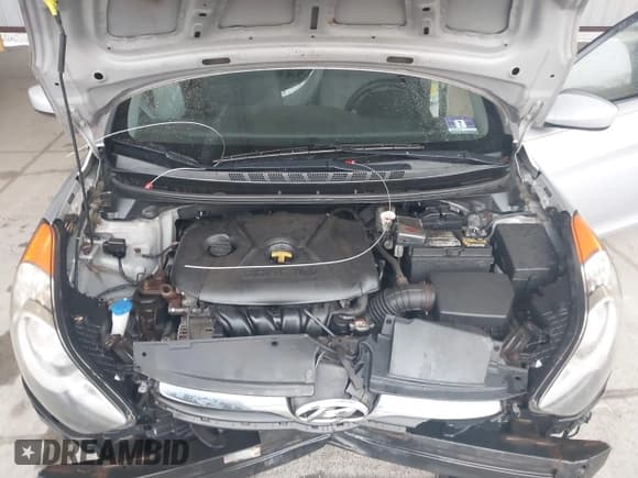 ✅ 2013 Hyundai Elantra GLS • VIN: 5NPDH4AE2DH435283 • Lot: 43569074. Listed on IAAI with 100,839 mi. Free auction sales archive from the USA and detailed vehicle history report at DreamBid. Image 10.