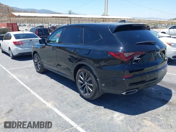 ✅ 2025 Acura MDX w/A-Spec Package • VIN: 5J8YE1H03SL007462 • Lot: 42699451. Listed on IAAI with 11,756 mi. Free auction sales archive from the USA and detailed vehicle history report at DreamBid. Image 3.