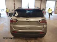 ✅ 2018 Jeep Compass Limited • VIN: 3C4NJDCB5JT104365 • Lot: 43733009. Listed on IAAI with 129,487 mi. Free auction sales archive from the USA and detailed vehicle history report at DreamBid. Image 16.