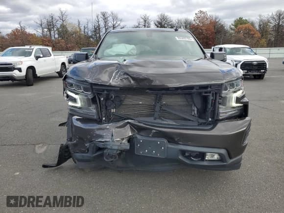 ✅ 2022 Chevrolet Silverado 1500 RST • VIN: 1GCUYEEL3NZ127452 • Lot: 90309765. Wystawiony na Copart z przebiegiem 84 317 mil. Bezpłatny archiwum sprzedaży aukcyjnych z USA i szczegółowy raport historii pojazdu na DreamBid. Zdjęcie 5.