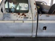 ✅ 1976 Ford F-250 • VIN: F25JRB81094 • Lot: 55358685. Listed on Copart with 7,481 mi. Free auction sales archive from the USA and detailed vehicle history report at DreamBid. Image 10.