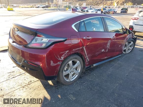 ✅ 2016 Chevrolet Volt LT • VIN: 1G1RC6S58GU117184 • Lot: 43457489. Wystawiony na IAAI z przebiegiem 132 565 mil. Bezpłatny archiwum sprzedaży aukcyjnych z USA i szczegółowy raport historii pojazdu na DreamBid. Zdjęcie 4.