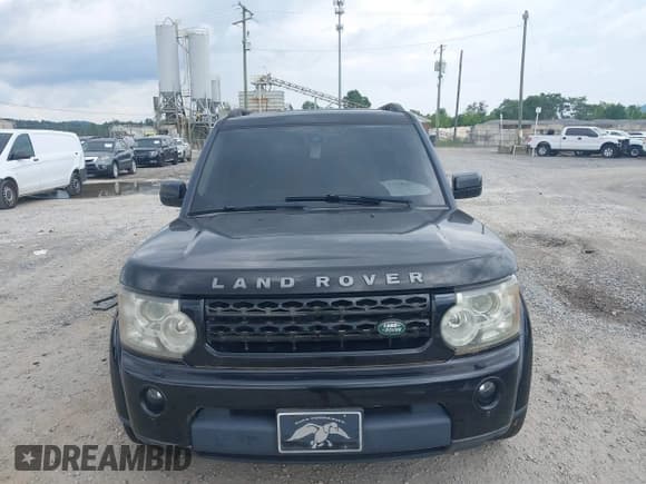 ✅ 2011 Land Rover LR4 HSE • VIN: SALAG2D40BA583460 • Lot: 42795572. Listed on IAAI with 152,303 mi. Free auction sales archive from the USA and detailed vehicle history report at DreamBid. Image 12.