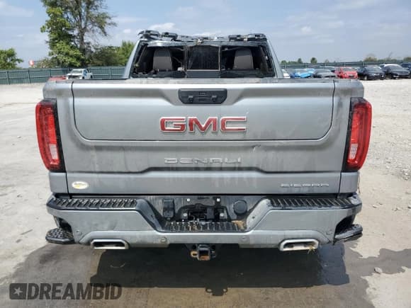 ✅ 2025 GMC Sierra 1500 Denali • VIN: 1GTUUGEL6SZ185221 • Лот: 71696235. Опубликован ранее на Copart с пробегом Не указан. Бесплатный доступ к архиву аукционных продаж из США и подробный отчёт об истории автомобиля на DreamBid. Изображение 6.