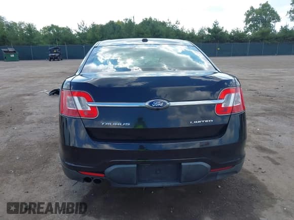 ✅ 2012 Ford Taurus Limited • VIN: 1FAHP2FWXCG114367 • Lot: 43328827. Wystawiony na IAAI z przebiegiem 205 000 mil. Bezpłatny archiwum sprzedaży aukcyjnych z USA i szczegółowy raport historii pojazdu na DreamBid. Zdjęcie 17.