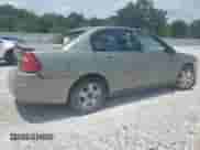 2005 Chevrolet Malibu LS z VIN 1G1ZT54855F267384, wystawiony jako Copart lot #79014734 z przebiegiem 337 940 mil mil oraz Szkoda całkowita • Salvage title. Historia ofert i sprzedaży dostępna na DreamBid. Obrazek 3.