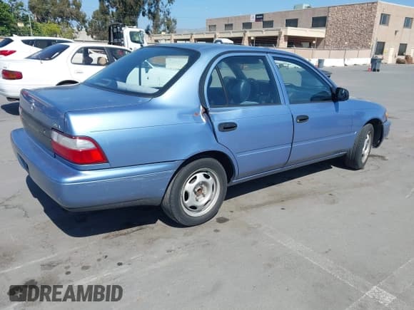 ✅ 1996 Toyota Corolla • VIN: 1NXBA02E6TZ431353 • Lot: 42213594. Listed on IAAI with 172,767 mi. Free auction sales archive from the USA and detailed vehicle history report at DreamBid. Image 4.