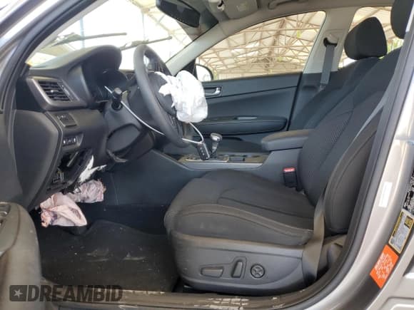 ✅ 2017 Kia Optima LX • VIN: 5XXGT4L36HG176919 • Lot: 62892574. Listed on Copart with 61,379 mi. Free auction sales archive from the USA and detailed vehicle history report at DreamBid. Image 7.