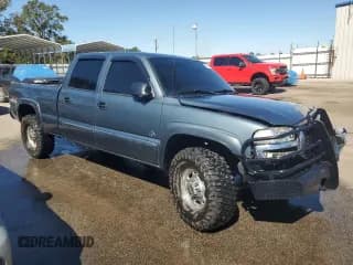 ✅ 2007 GMC Sierra 1500HD SLE • VIN: 1GTGK13U87F159305 • Lot: 76525854. Wystawiony na Copart z przebiegiem Nie podano. Bezpłatny archiwum sprzedaży aukcyjnych z USA i szczegółowy raport historii pojazdu na DreamBid. Zdjęcie 4.