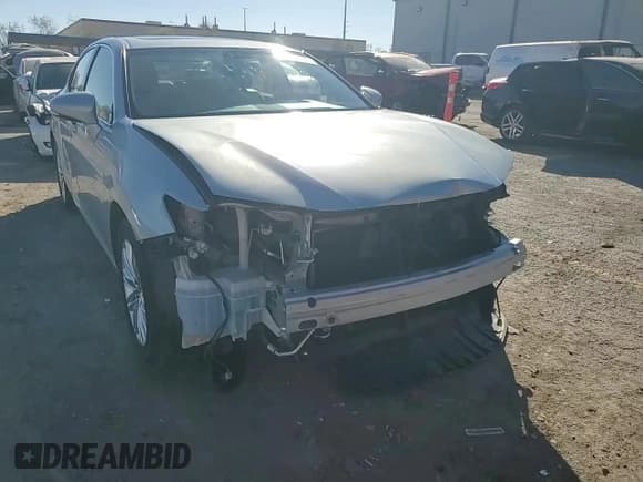 ✅ 2014 Lexus ES 330 • VIN: JTHBK1GG6E2136400 • Lot: 91434755. Listed on Copart with 80,341 mi. Free auction sales archive from the USA and detailed vehicle history report at DreamBid. Image 14.