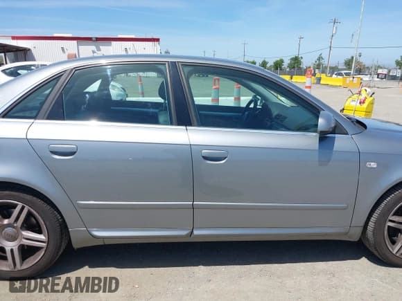 ✅ 2008 Audi A4 2.0T • VIN: WAUAF78E68A005279 • Lot: 42228002. Listed on IAAI with 60,065 mi. Free auction sales archive from the USA and detailed vehicle history report at DreamBid. Image 13.